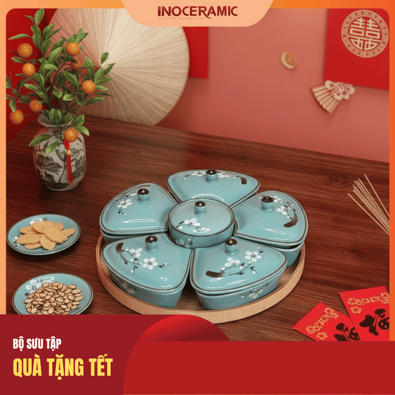 Bộ 06 hũ mứt men lam hoa đào trắng - Quà Tết 2026 in logo Bộ 06 hũ mứt men lam hoa đào trắng - Quà Tết 2026 in logo