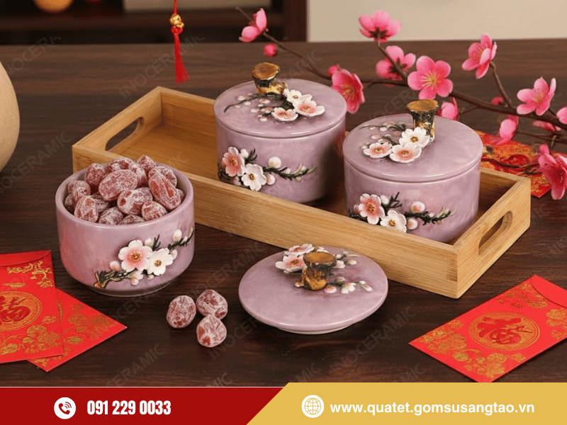 Bộ 03 hũ mứt hoa đào đắp nổi gốm sứ Bát Tràng cao cấp Bộ 03 hũ mứt hoa đào đắp nổi gốm sứ Bát Tràng cao cấp