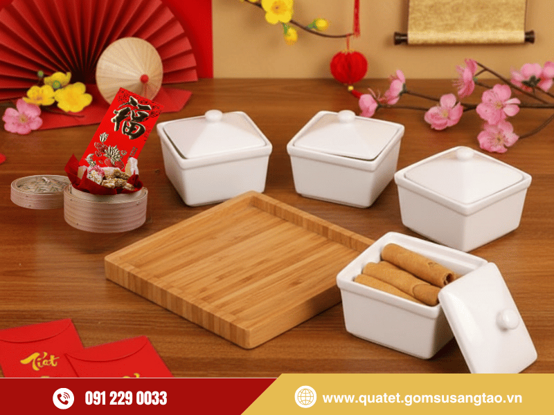 Hũ mứt Tết dáng chữ nhật men trắng cao cấp Hũ mứt Tết dáng chữ nhật men trắng cao cấp